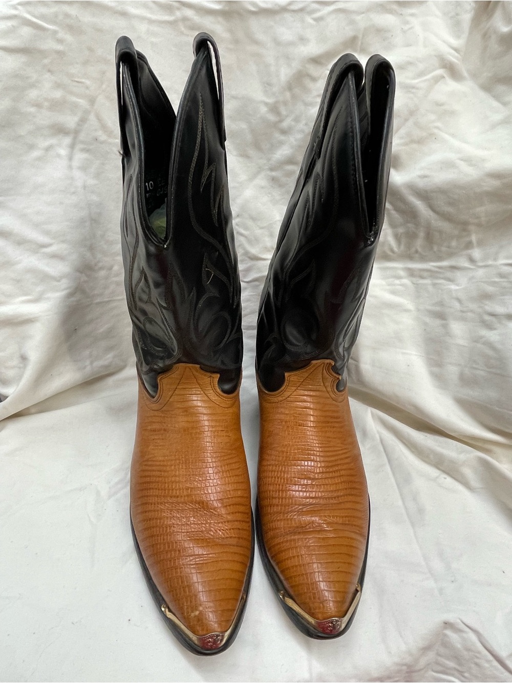 Laredo Two-Tone Cowboy Boots - Black Shaft with Brown Toe sz 10EE